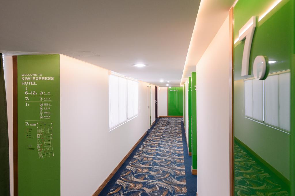 Kiwi-Taichung Station Branch 1 Otel Dış mekan fotoğraf
