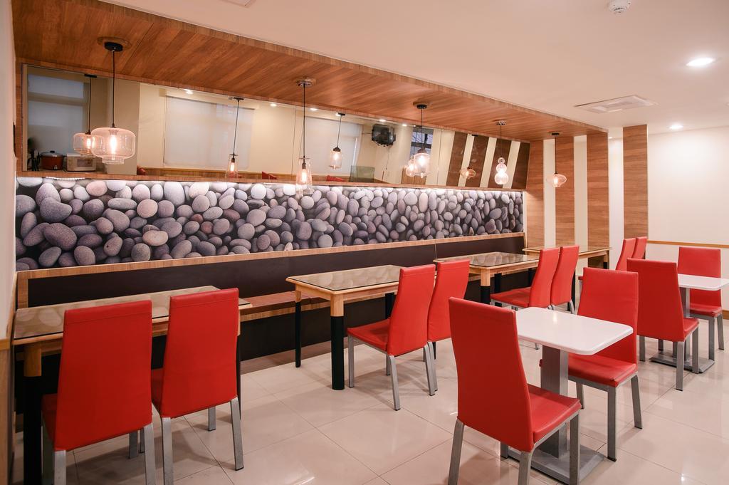 Kiwi-Taichung Station Branch 1 Otel Dış mekan fotoğraf