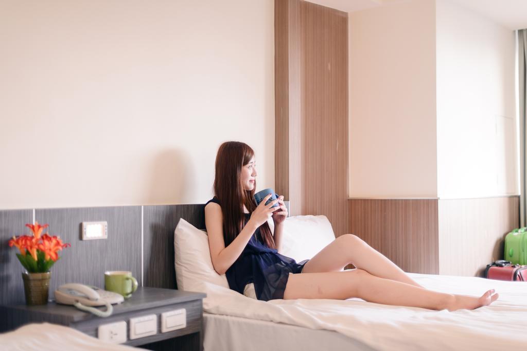 Kiwi-Taichung Station Branch 1 Otel Dış mekan fotoğraf