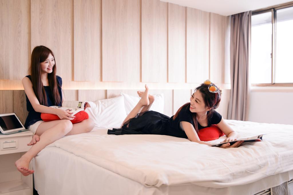 Kiwi-Taichung Station Branch 1 Otel Dış mekan fotoğraf