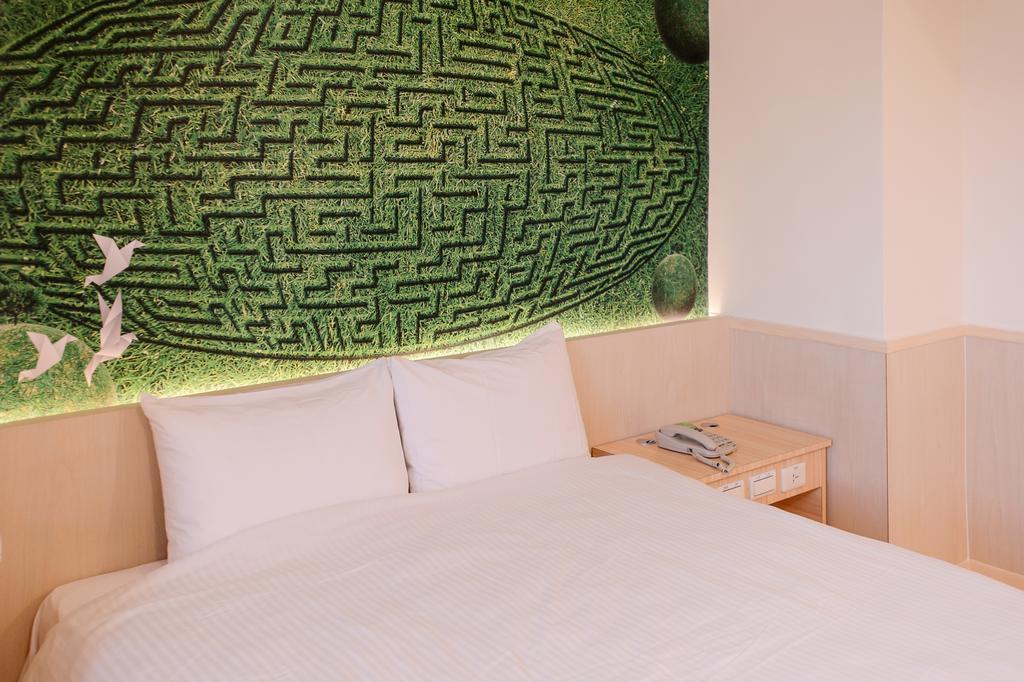 Kiwi-Taichung Station Branch 1 Otel Dış mekan fotoğraf