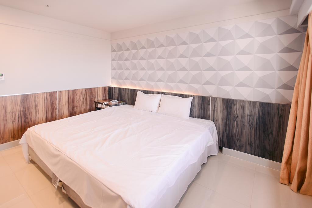 Kiwi-Taichung Station Branch 1 Otel Dış mekan fotoğraf
