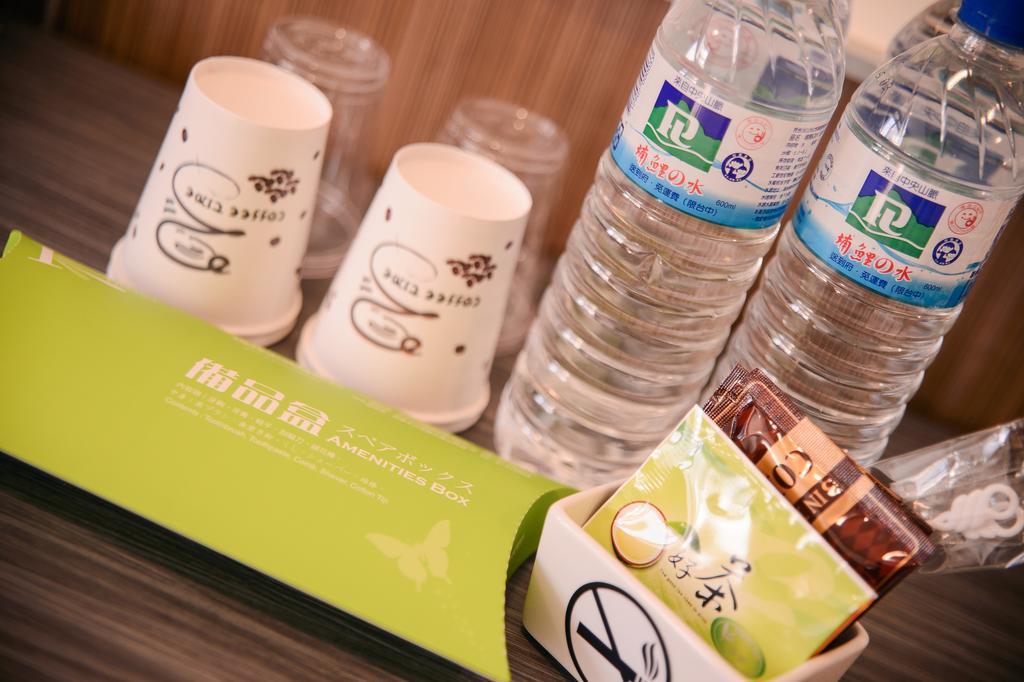 Kiwi-Taichung Station Branch 1 Otel Dış mekan fotoğraf