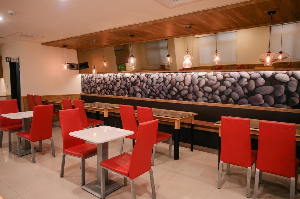 Kiwi-Taichung Station Branch 1 Otel Dış mekan fotoğraf